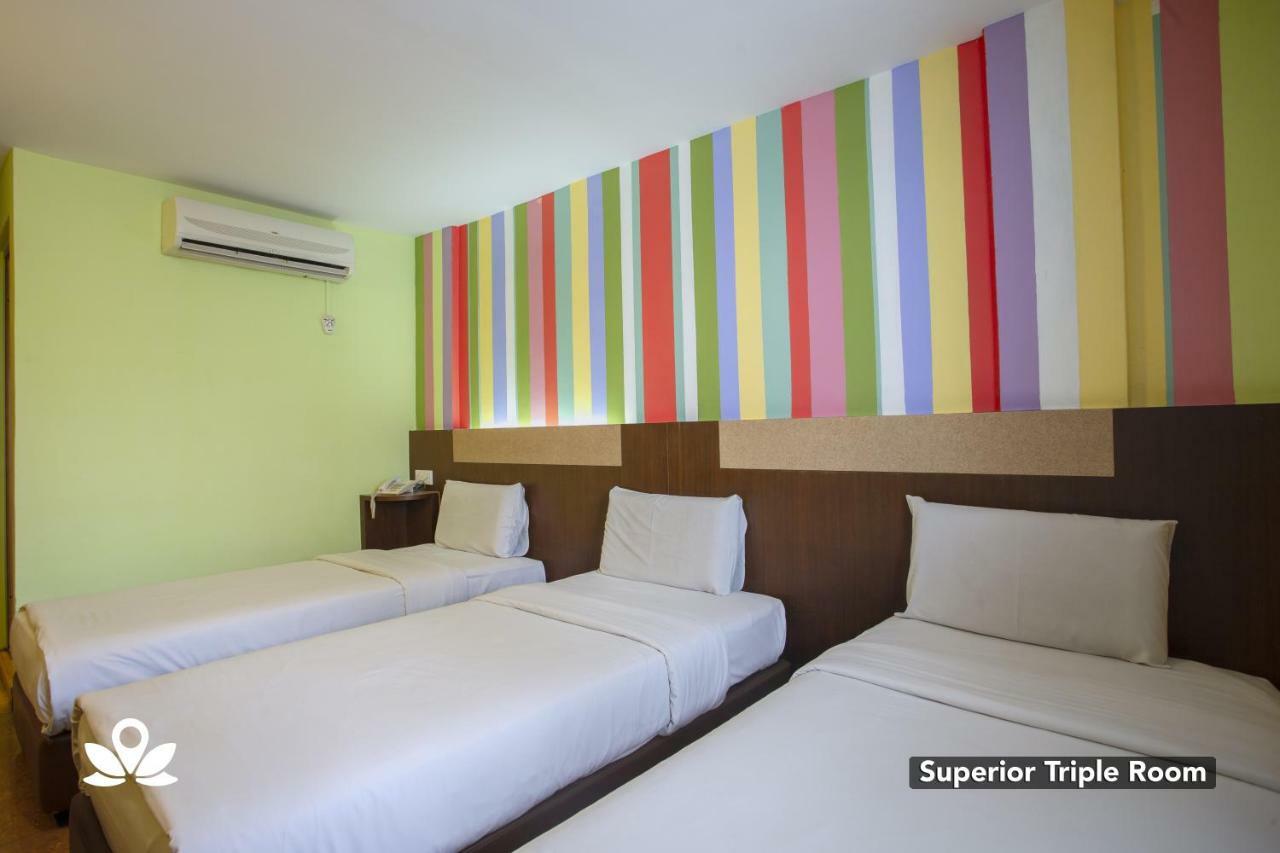Hotel Weilia Малакка Экстерьер фото