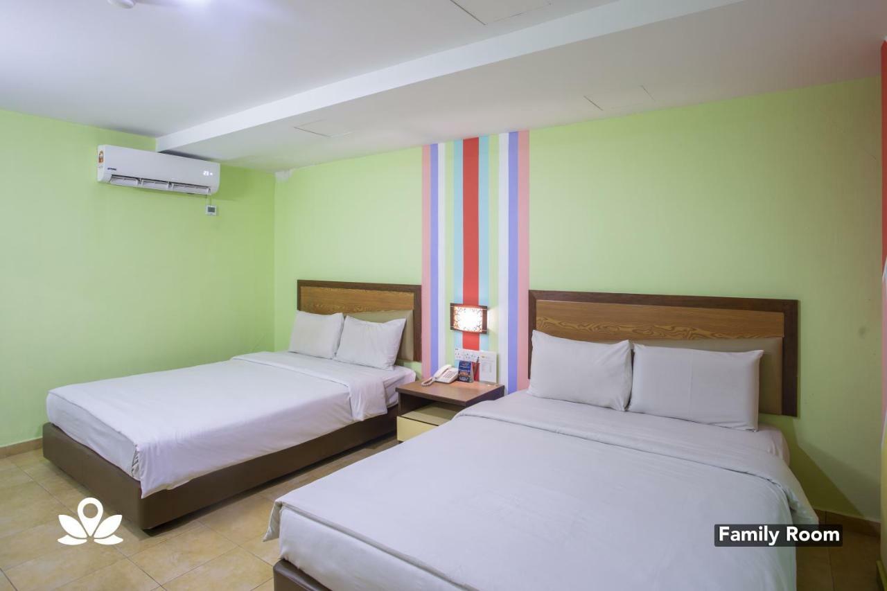 Hotel Weilia Малакка Экстерьер фото